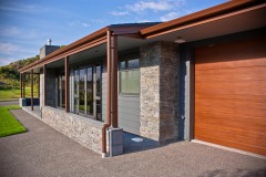 Insignia_Boulevard_2000px-3